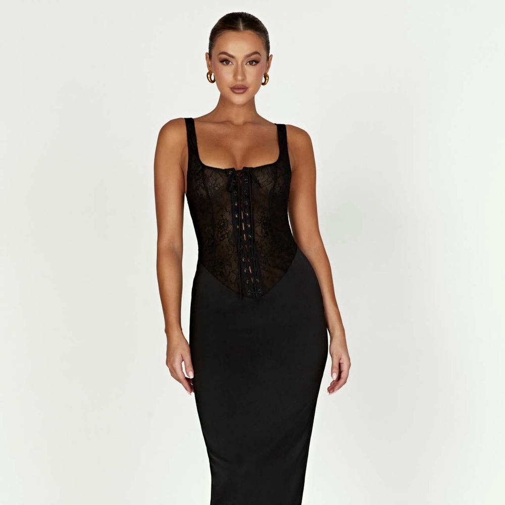 Octavia lace corset dress black size S